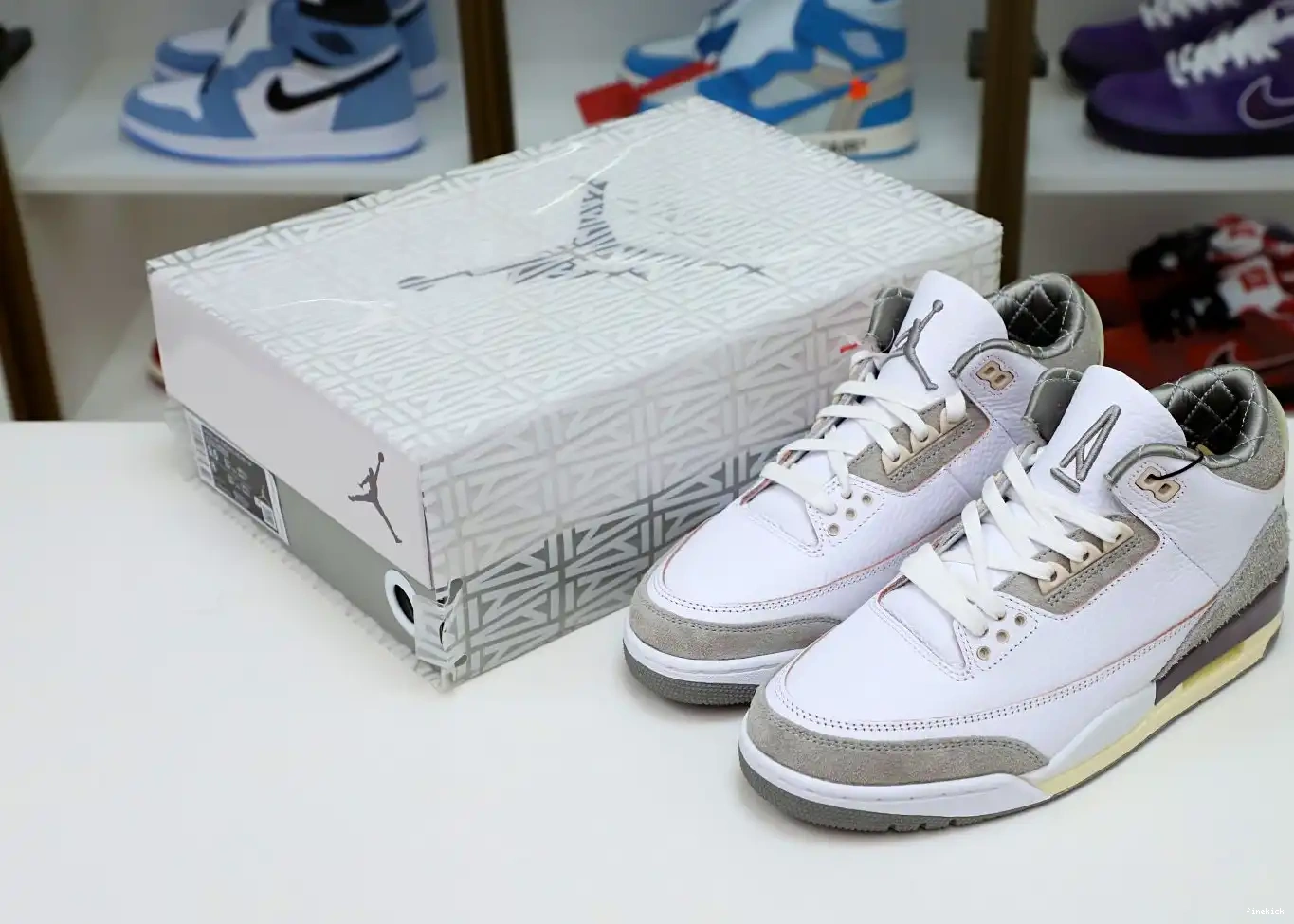 JORDAN MANIÉRE AIR 3 X WMNS 0524